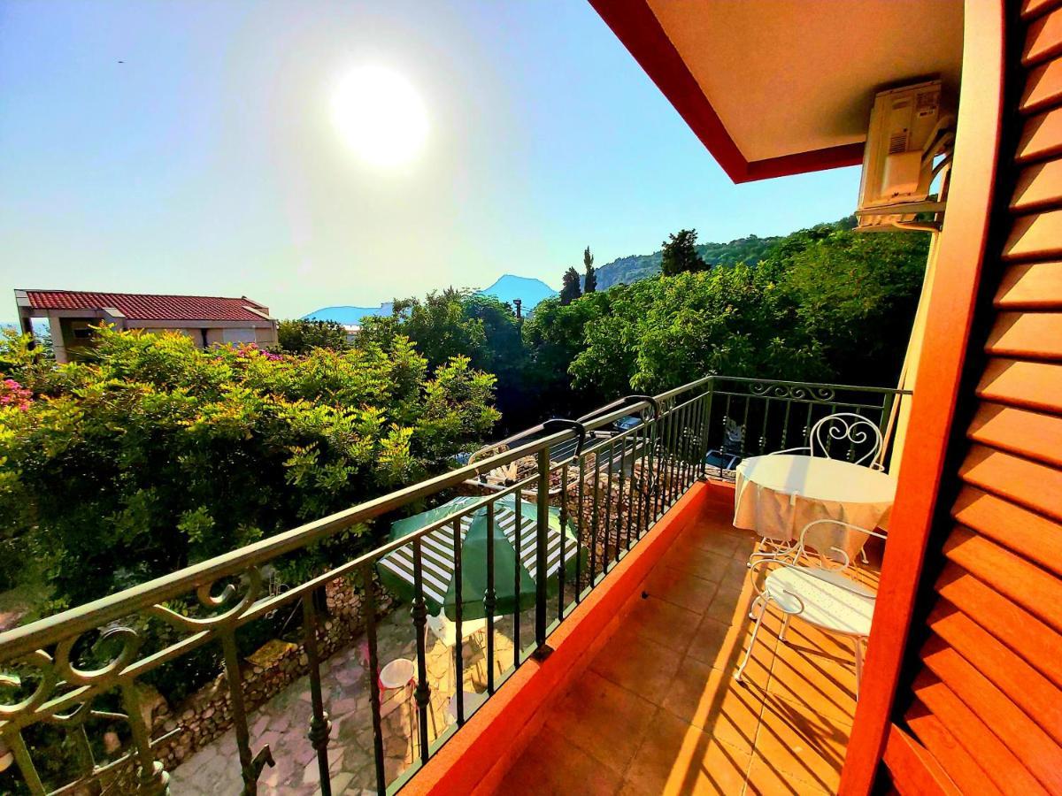 Villa Nadalina Sutomore Luaran gambar