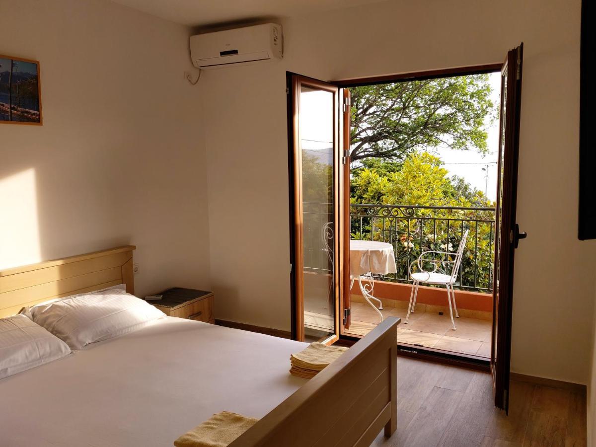 Villa Nadalina Sutomore Luaran gambar