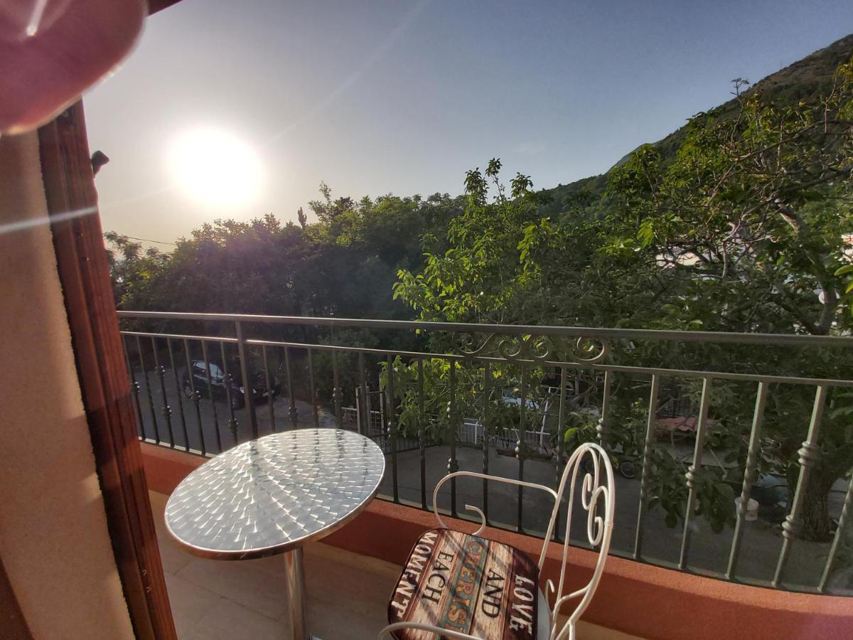 Villa Nadalina Sutomore Luaran gambar