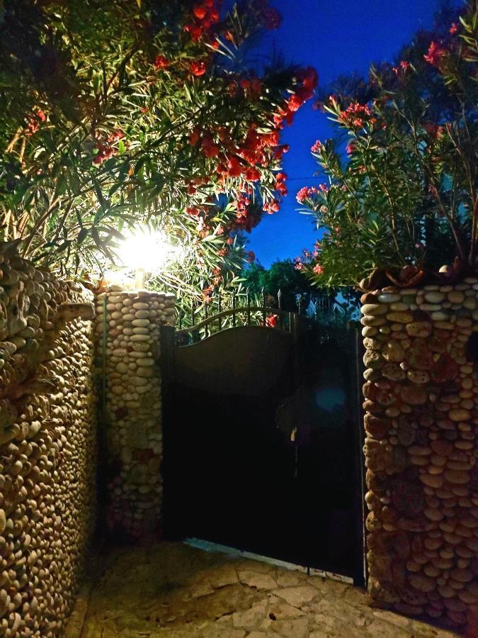 Villa Nadalina Sutomore Luaran gambar