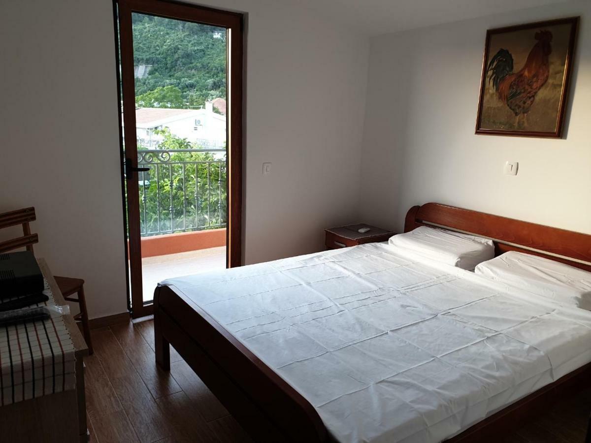 Villa Nadalina Sutomore Luaran gambar