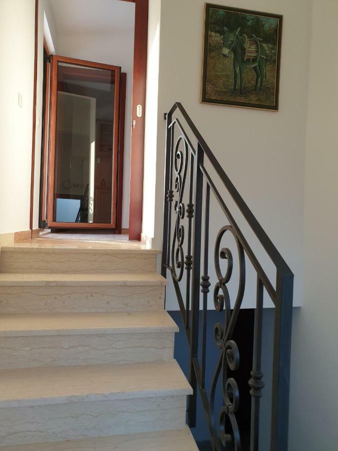 Villa Nadalina Sutomore Luaran gambar